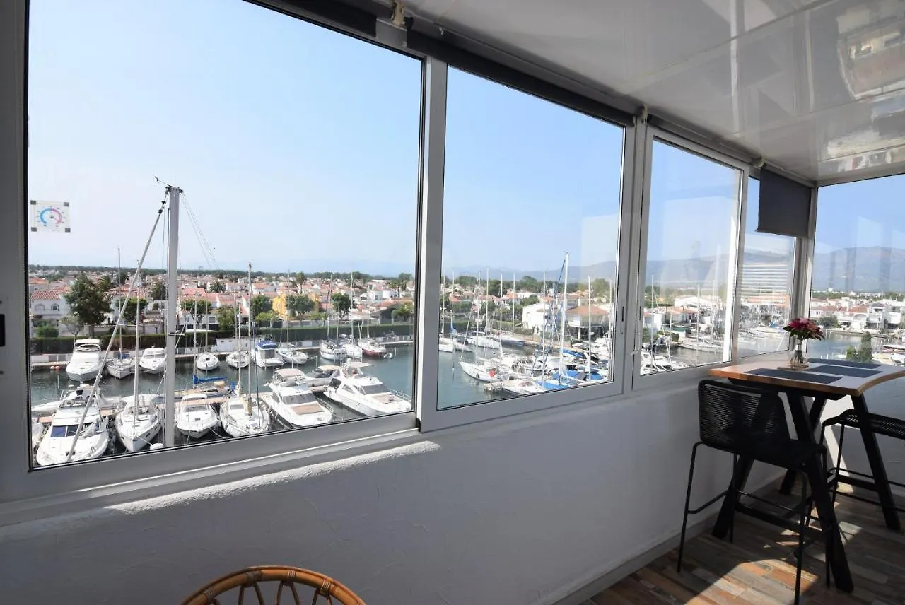 Apartment 396-Studio Vue Marina Empuriabrava Spain