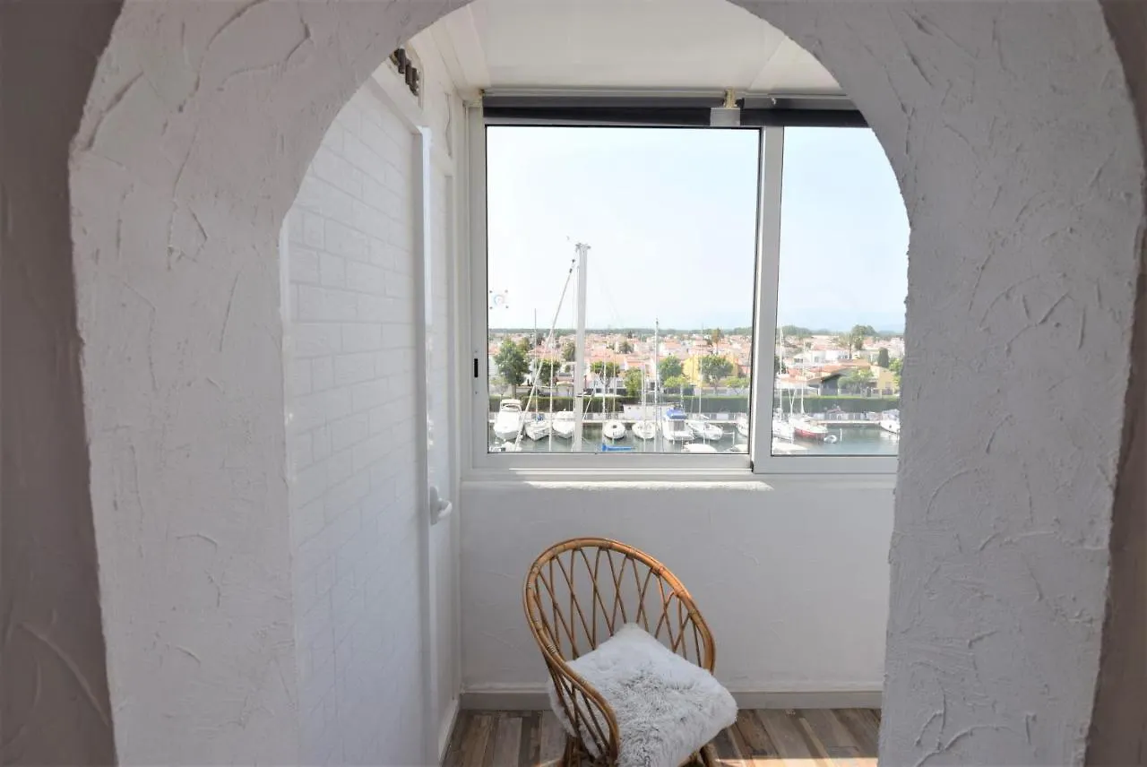 396-Studio Vue Marina Empuriabrava 0*,  Spain